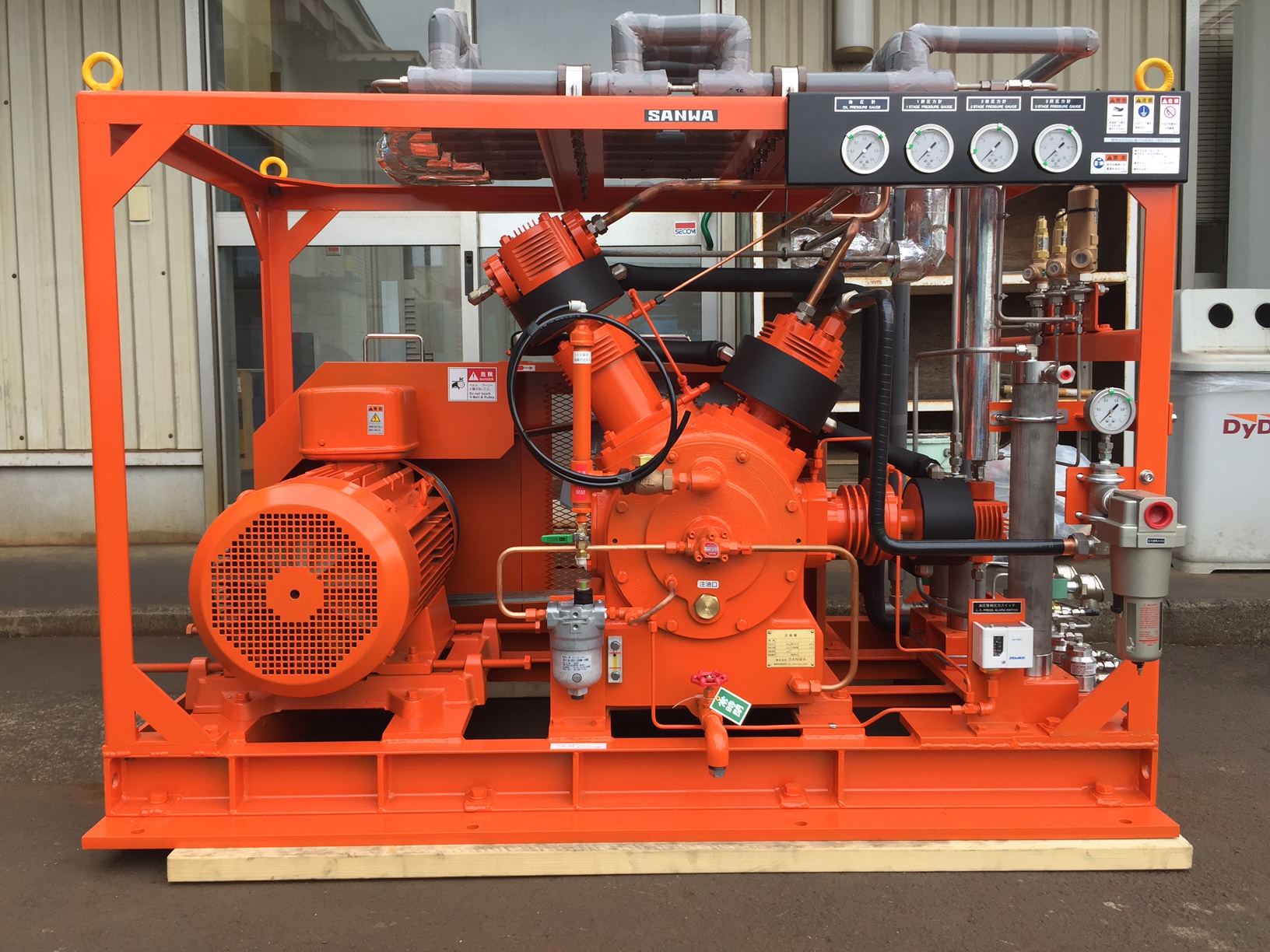 圧力波式スートブロワ