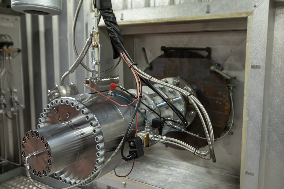 圧力波式スートブロワ